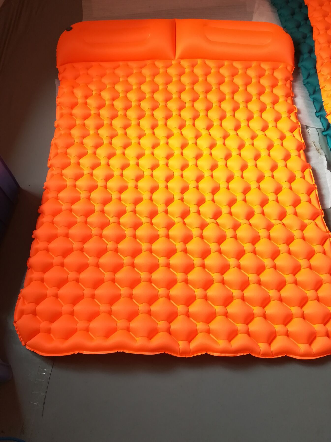 Self-inflating Camping Mattress